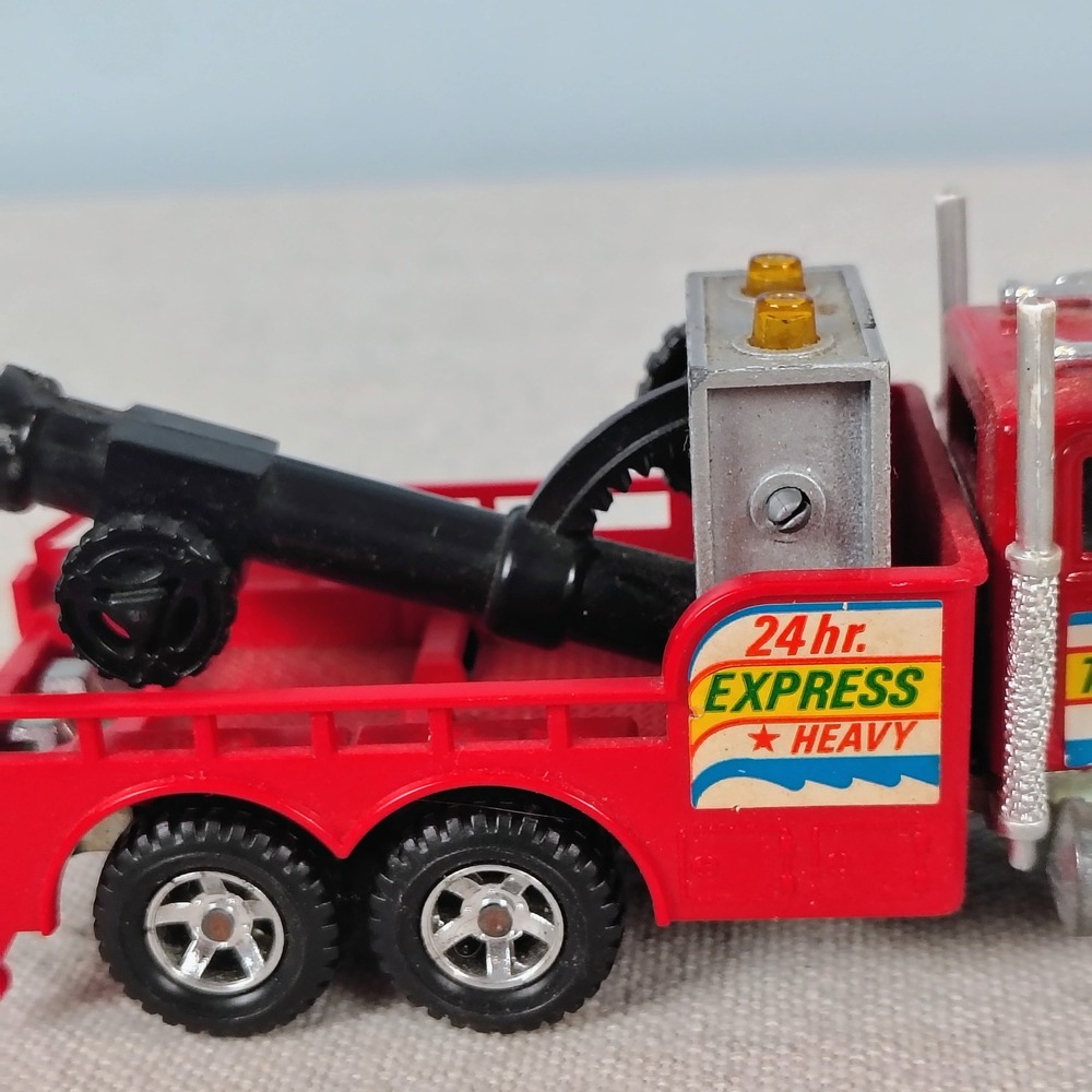 Majorette Kenworth Tow Truck Red 1/47 Scale Express Heavy Wrecker Made in France - Picture 6 of 15